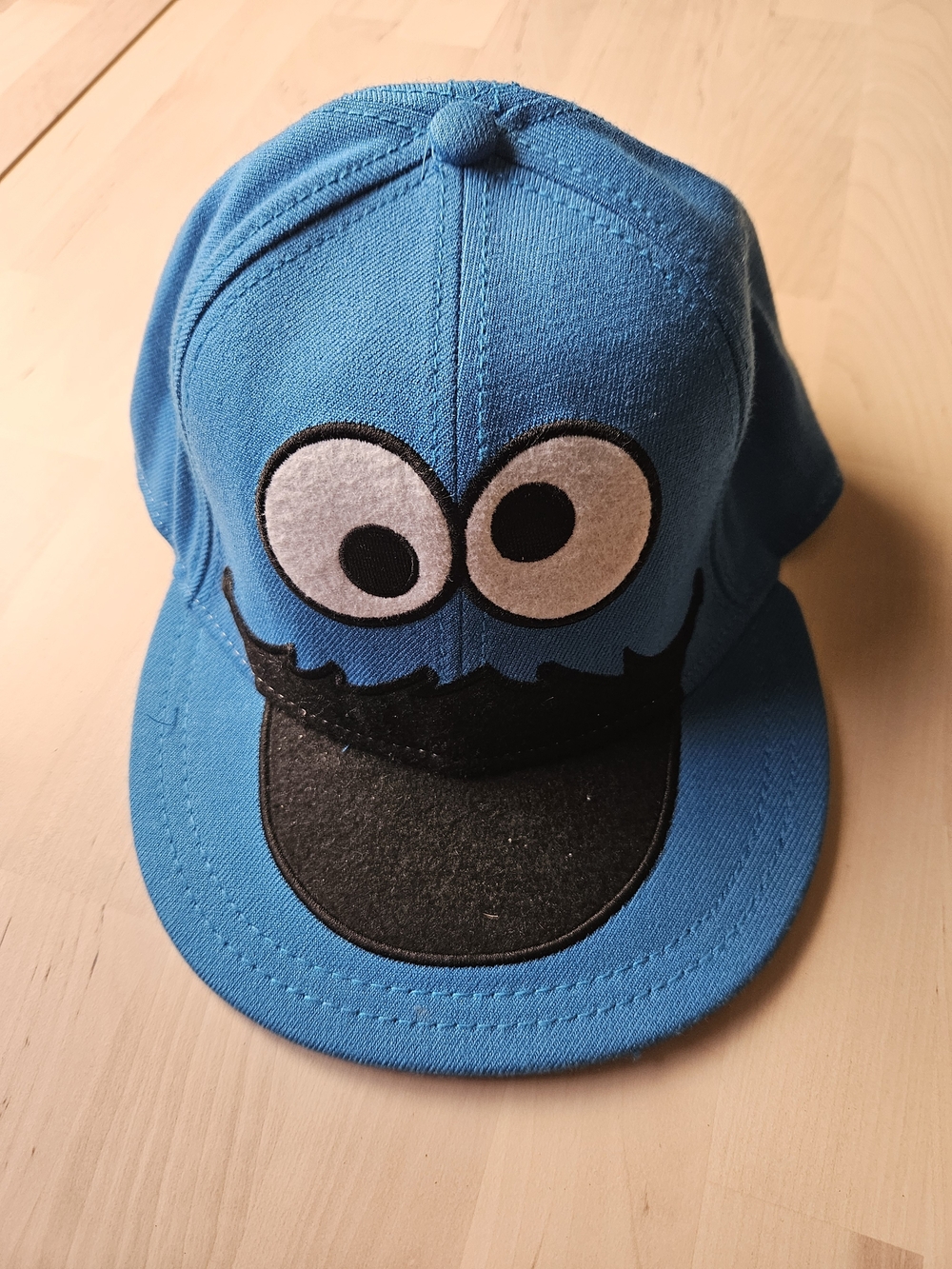 NWOT Sesame Street Cookie Monster Yupoong A-Flex Fitted Hat OSFM Blue